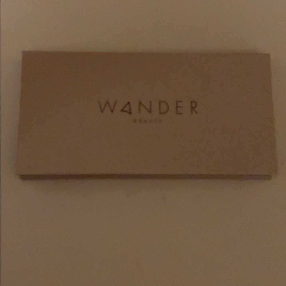Wander beauty palette